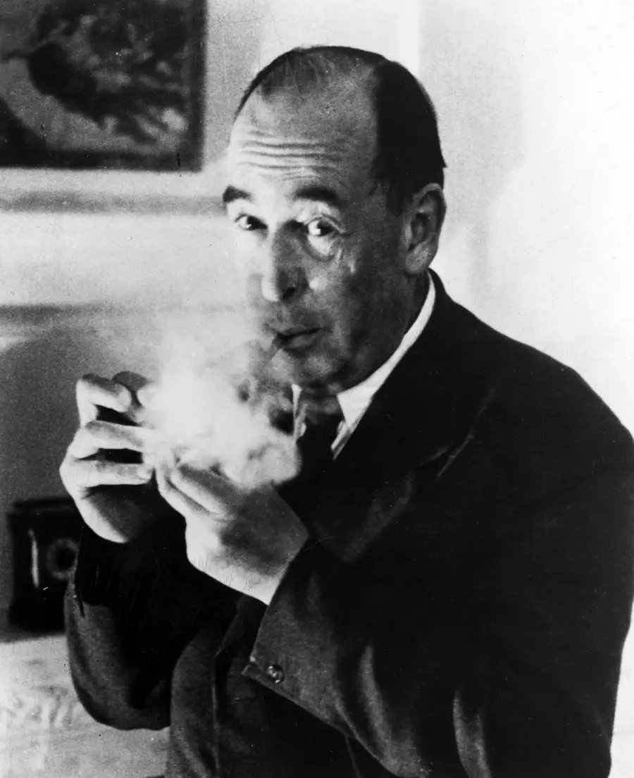 C.S. Lewis : biographie et livres